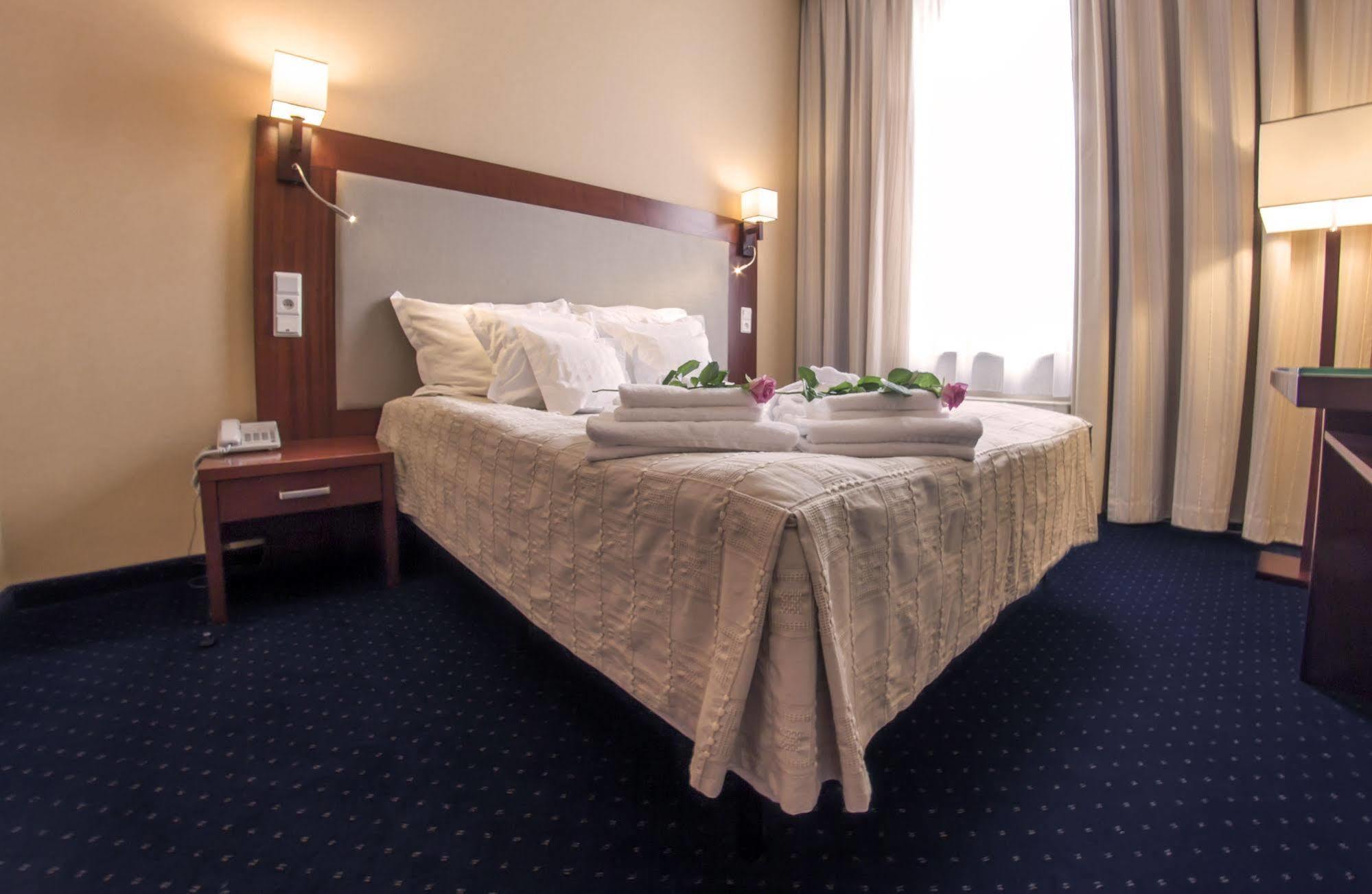 Hotel Atrium Στσέτσιν Εξωτερικό φωτογραφία